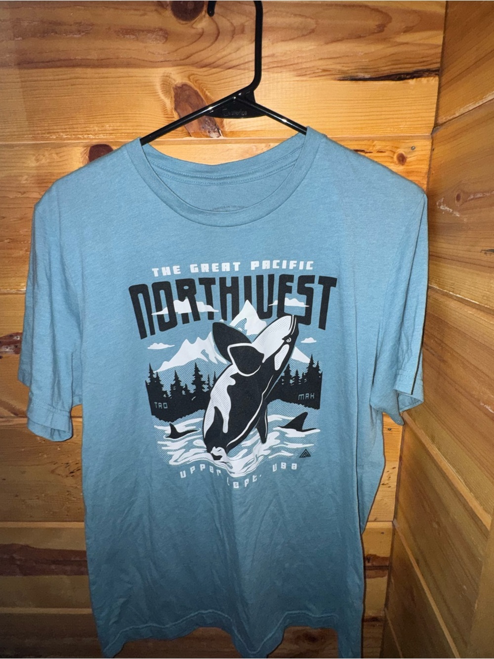Light Blue Men’s Graphic Orca Tee - Northwest Design